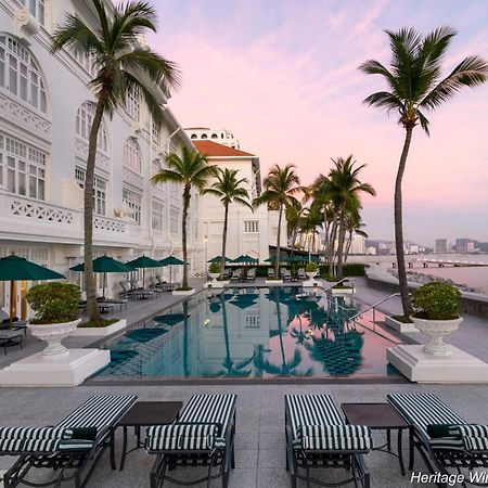 Eastern & Oriental Hotel George Town Exterior foto The E&O 87 Pool
